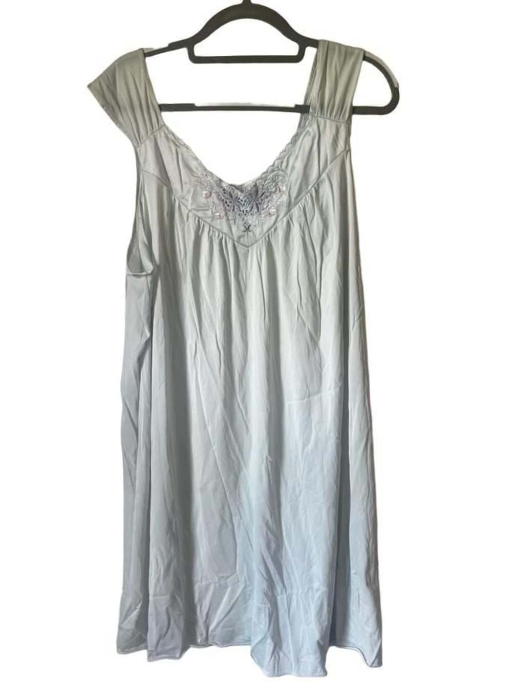 Vanity Fair Vintage Light Blue Embroidered Sleeveless Nightgown XXL